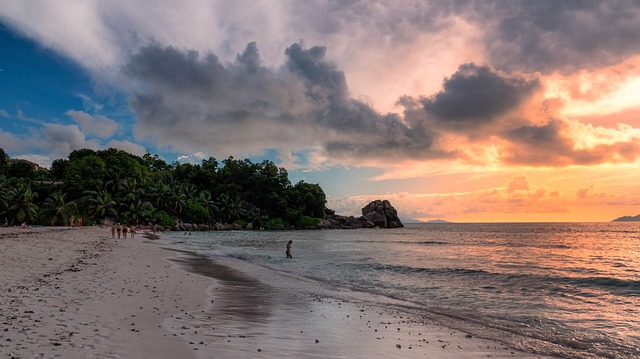 plage aux seychelles
