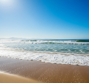 des vagues à la plage